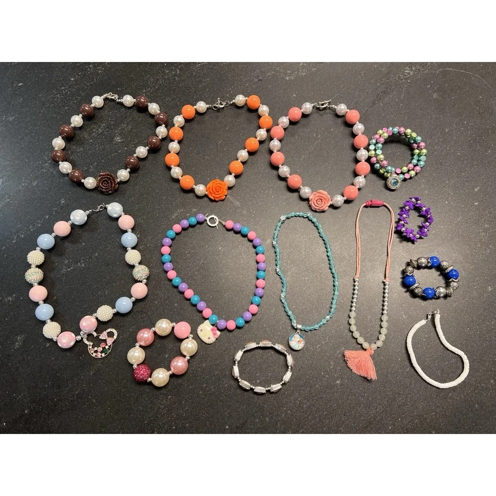 Girls Jewelry Lot 13pc Beaded‎ Necklaces Bracelets Hello Kitty Frozen)
